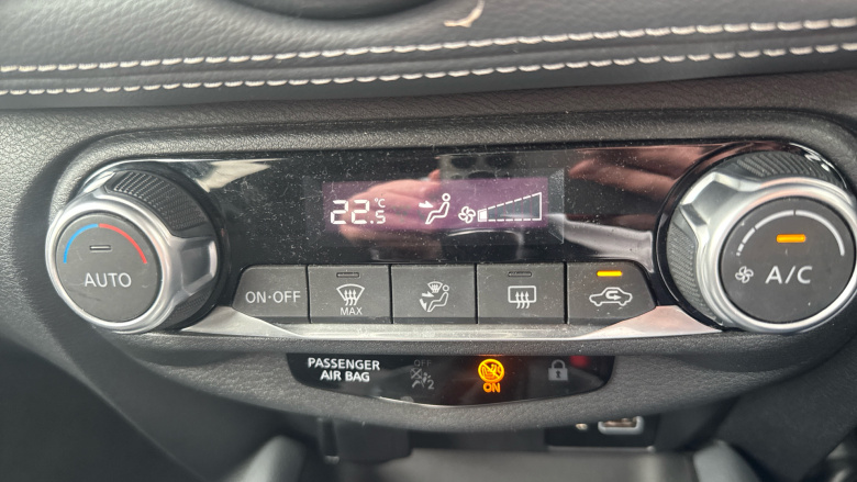 Nissan Juke 1.0 DiG-T 114 N-Connecta 5dr Petrol Hatchback